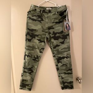 Green Camouflage Pants